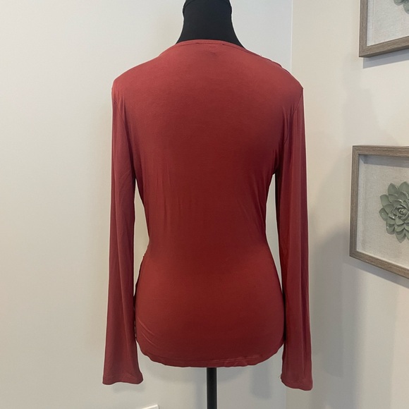 Le Chateau Rose Pink Faux-Wrap Long Sleeve Blouse EUC - Picture 4 of 8